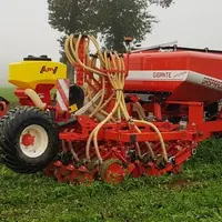 Le semoir de semis direct Gigante Pressure de Maschio Gaspardo se décline en version de 3 mètres de large et peut recevoir une troisième trémie. © Mas