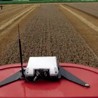 Le signal de correction centimétrique AFS RTK+ de Case IH est proposé à tarif dégressif selon le nombre de récepteurs utilisés. © Case IH