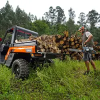 La benne basculante du  SSV Terrain DX4 de Corvus présente une capacité de charge de 450 kg. © Corvus