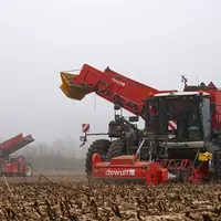 Un second rouleau effaneur est proposé en option sur les RA3060. © Dewulf