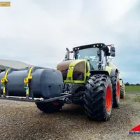 Le nettoyeur de roues Hydrokit est alimenté par une cuve frontale de 600 litres. © Hydrokit