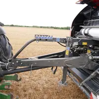 La presse Kuhn VB 7190 bénéficie d'un timon autorisant un attelage haut ou bas. © D. Laisney