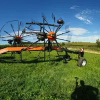 L'andaineur Kubota RA2070 se dote de la fixation des rotors Terralink Plus. © Kubota