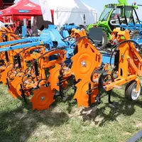 La bineuse Schmotzer Venterra 2K est pour l’instant proposée en largeurs de 4,50 à 6,75 m avec des écartements de 45, 50 et 75 cm. © M. Portier