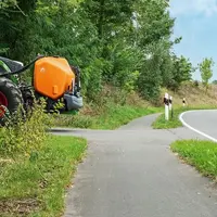 Le kit équipe les cuves et trémies frontales de la marque.