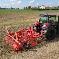 Le déchaumeur à dents Terremoto 2 de Maschio Gaspardo peut travailler jusqu'à 25 cm de profondeur.