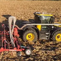 A la demande d'un agriculteur, Agri-Structures a équipé un déchaumeur porté Disc-AgriFlex d'éléments semeurs pour implanter les céréales d’hiver.