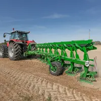 La charrue hybride de Charlier se décline en version portée de 6, 7 et 8 corps.