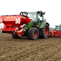 La trémie frontale Jumbo-Seed offre une capacité de 1 600 l.