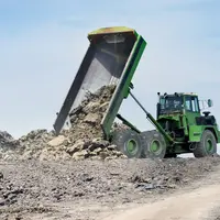 Le pneumatique BKT FL 695 est annoncé particulièrement résistant aux crevaisons.