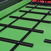 Les remorques autochargeuses Strautmann Magnon CFS 8 sont équipées d’un plancher en acier. et d'un fond mouvant composé de quatre chaînes.