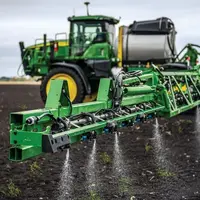 John Deere propose en 2023 la technologie de pulvérisation ultralocalisée See & Spray Select sur un nombre limité de pulvérisateurs traînés R900i.