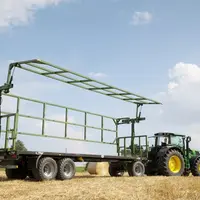 Fliegl se démarque avec l’ouverture vers le haut des panneaux de maintien. © Fliegl