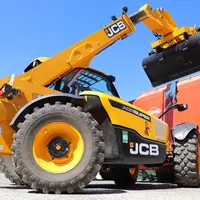 Au Gaec Herbreteau, les pneumatiques à pavés BibLoad de Michelin durent 1 000 heures de plus que les modèles à profil agraire XMCL du même manufacturi