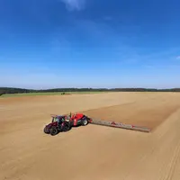 Les pulvérisateurs iXtrack T3 et T4 Essential s'adressent aux exploitations de polyculture élevage.