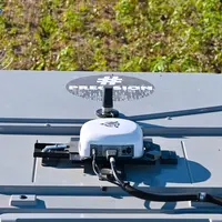 Avec le Fast Trimble, Latitude GPS étoffe sa gamme de signaux de correction RTK, qui est ici reçue par satellite.