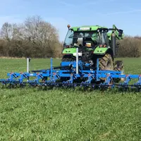La bineuse à céréales Klinea de Carré est proposée en 3, 4, 6 et 8 m de large.