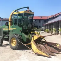 En 1972, John Deere dévoilait les ensileuses automotrices 5400 et 5600.