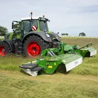 Le combiné de fauche ProGlide B9600 de McHale nécessite un tracteur de 250 ch.