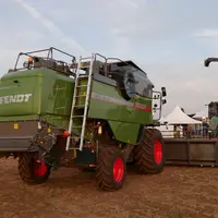 Moissonneuse-batteuse Fendt Corus 526 MCS
