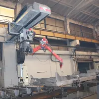 L’usine Metal-Fach est équipée de plusieurs robots de soudure.