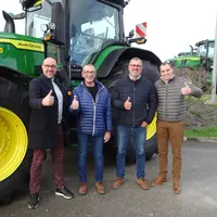 De gauche à droite, Patrick Petit, président de SV-Pro, Jean-Pierre Giacomel, Didier Largy, associé des Ets Giacomel depuis 2007, et Fabien Billault,