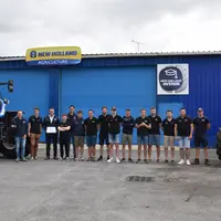New Holland intervient auprès des élèves dès la seconde en seconde en présentant la marque, les métiers de l’agro-équipement et fait en sorte de les o