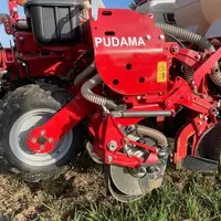 Le système de fertilisation ultralocalisée Pudama de Kverneland  permet d'économiser au moins 25 % d'engrais starter.