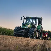 Le tracteur Steyr Hybrid combine un tracteur à CVT classique à un pont avant électrique.