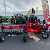 L'aligneuse de pierres frontale de Bugnot dispose de quatre roues de jauge à l'arrière et d'une à l'avant.
