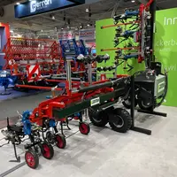 La bineuse 15 rangs à trois châssis indépendants de Kult utilise 6 caméras.