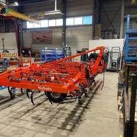 L'usine Kverneland Les Landes-Genusson construit toujours des vibroculteurs commercialisés sous les marques Kubota et Kverneland.