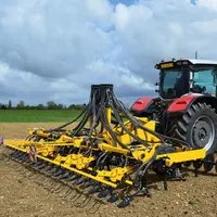 Rampe de semis Claydon Evolution sur tracteur Massey Ferguson