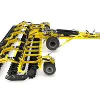 D'un poids de 13 t, l'Atlas AE 10400 Profi travaille sur 10,40 m et nécessite 450 ch.