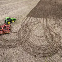 Demi-tours automatiques avec tracteur John Deere