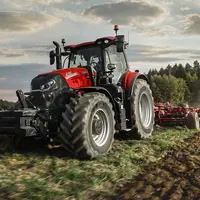 Tracteur Case IH Puma 240 PowerDrive au champ avec un outil de déchaumage