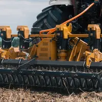 Herse rotative à entraînement électrique Alysium d'Alpego au travail