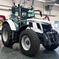 Tracteur Massey Ferguson blanc
