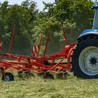 Faneuse Kuhn GF 5203 au travail