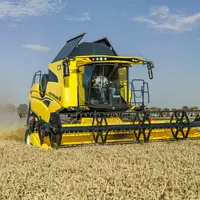Moissonneuse-batteuse New Holland CX5