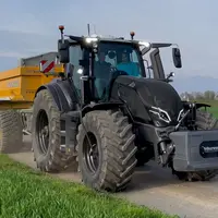 Tracteur Valtra et benne Joskin