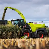 Ensileuse Claas Jaguar série 1000 à l'ensilage de maïs