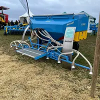 Trémie frontale Actisol Spitflow.
