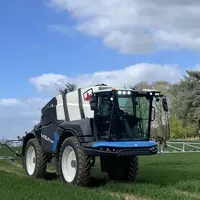 Pulvérisateur automoteur Evrard Vega au champ