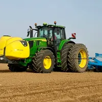 <em class="placeholder">Ensemble cuve frontale Arland et semoir monograine Monosem avec tracteur John Deere.</em>
