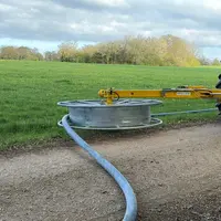 Outil Agriflex de Nexagri attelé à un tracteur New Holland