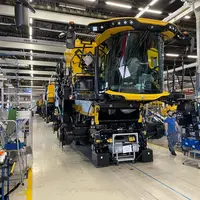 <em class="placeholder">Chaîne de montage de moissonneuses-batteuses dans l'usine New Holland de Zedelgem (Belgique)</em>
