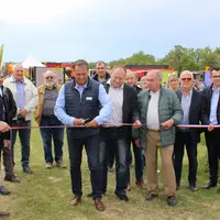 Autour de Bertrand Laboisse, hôte de l'évènement, Frédéric Bondoux, président de Profield Events Group ; Patrice Bonnin, président de la Chambre d'agr