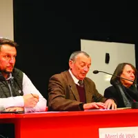De gauche à droite : Sébastien Cluzel, président du Herd Book Charolais, Maurice Moulin, président de la Société d’Agriculture de l’Allier et Eliane H