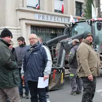 Concrètement, les agriculteurs ont dénoncé les perversités d’une transition « à marche forcée » dans un marché globalisé. « Le gouvernement a prévu de